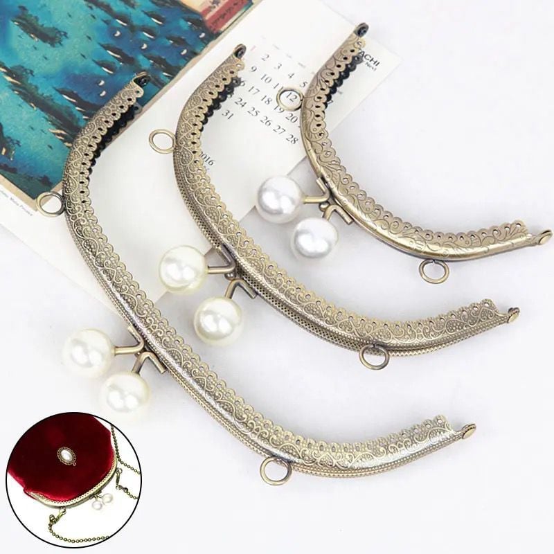 OVAL BONCUKLU ÇANTA BURSU 10,5 CM