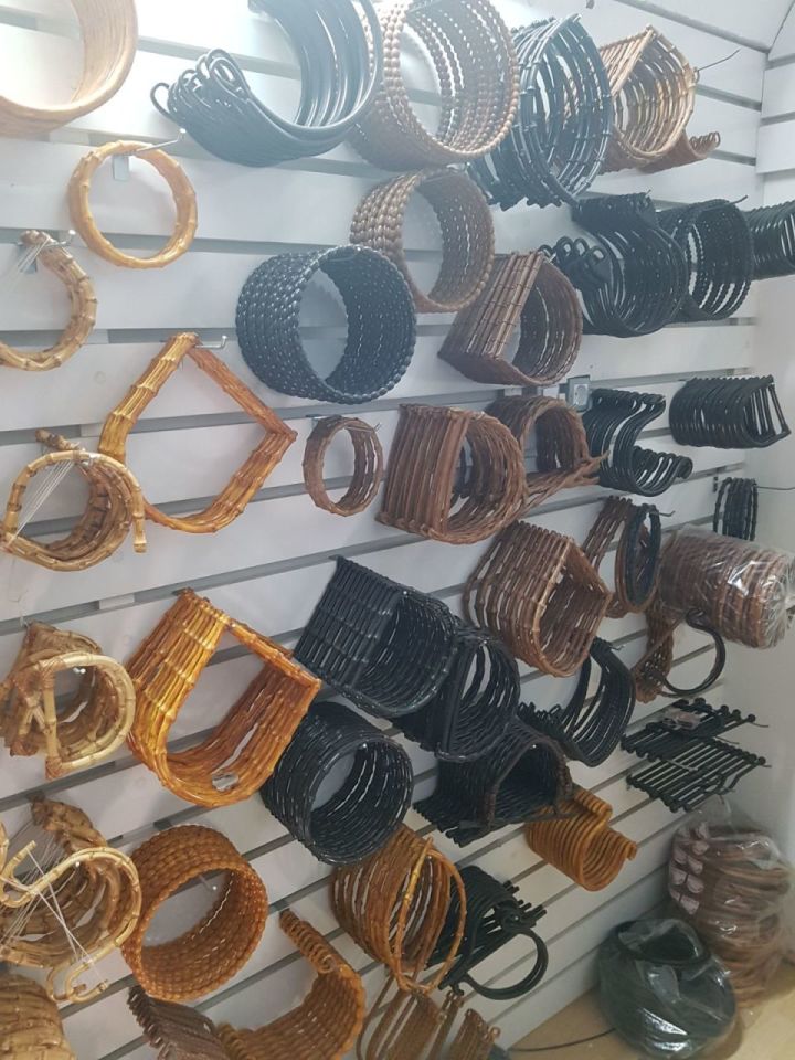 BAĞLAMALI U MODEL ÇANTA SAPI SARI
