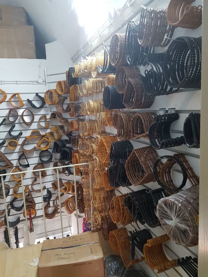 BONCUKLU C MODEL ÇANTA SAPI KOYU SARI